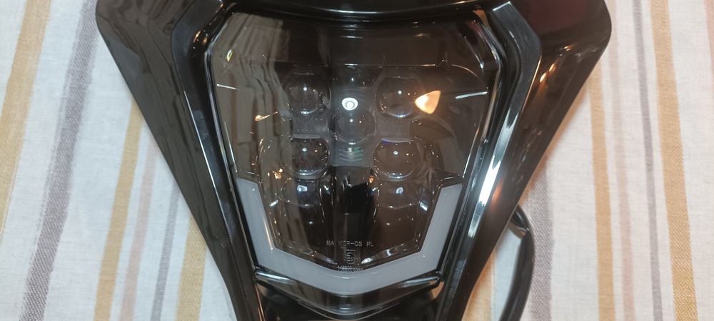 KTM czarna owiewka czasza komplet