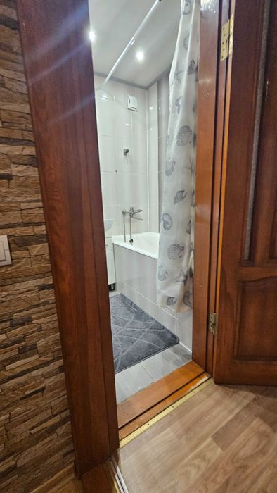 Продаж 1 к. квартири Залютино 10 хв. Холодна Гора