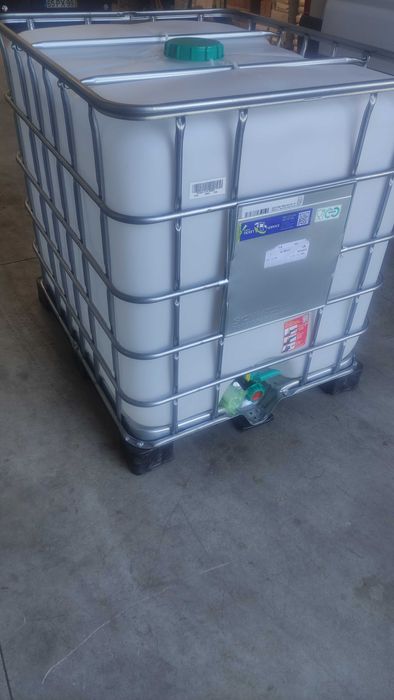 Depósito IBC praticamente NOVOS