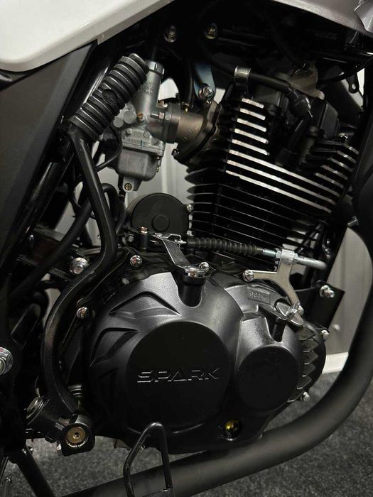 Новий мотоцикл Spark SP200R-30