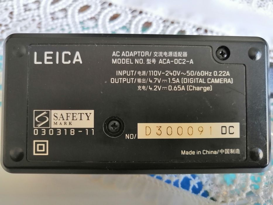 AC Charger ADAPTOR / MODEL NO. ACA-DC2-A LEICA Camera64584977267202125