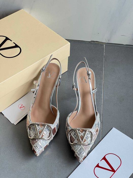 Damskie buty Valentino z cekinami