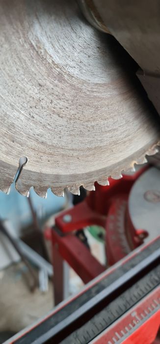 Аренда.  Прокат. Пила торцевая с протяжкой. Торцовка. Рубанок.