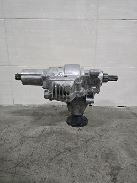 Роздатка (роздавальна коробка МКПП )Mazda CX7 2007-2013 2.2