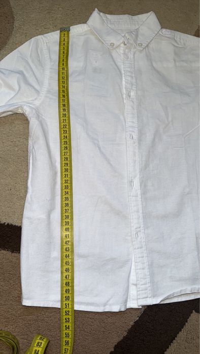 Біла сорочка для хлопчика, розмір 134. Нова.