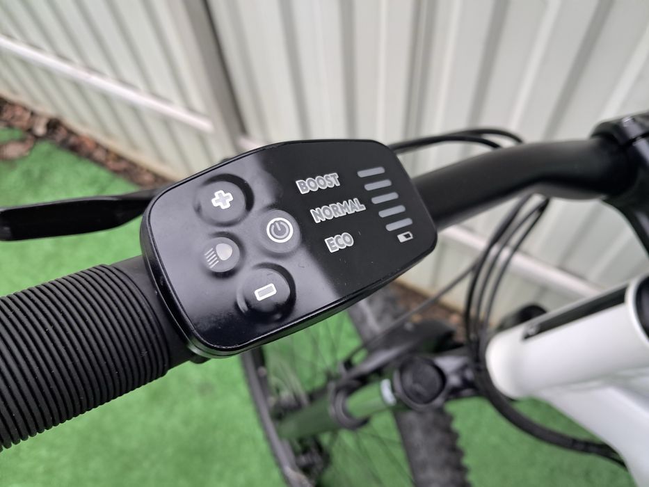 Електровелосипед Rockrider e-St100 Мотор-колесо 250W Suntour Tektro