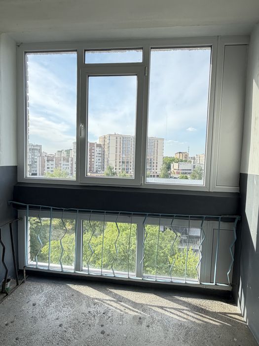 Продаж 3-кімн.кв. біля ТЦ Гостинець
