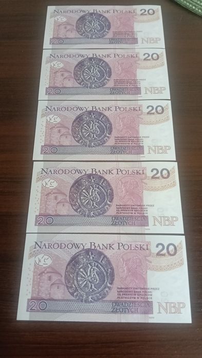 5 banknotów kolekcjonerskich 20 zł – numery seryjne po kolei