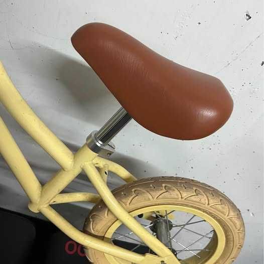 Bicicleta Banwood FIRAT GO sem pedais