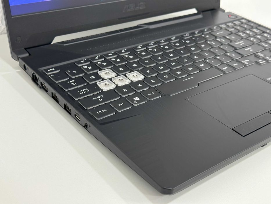 Ігровий Asus TUF F15/RGB/8(16)ядра/R7-4800H/16gb/512gbSSD/RTX 2060 6GB