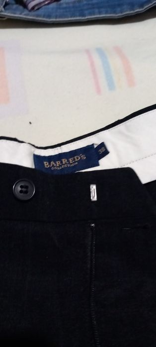 Vendo calças pretas de fato