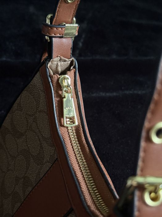 Сумка коуч багет на плече coach new york