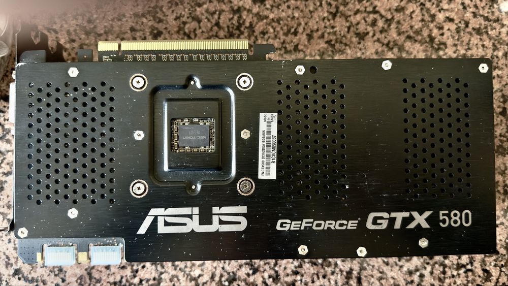 PLACA GRAFICA - ASUS GeForce GTX 580 DirectCU II –
