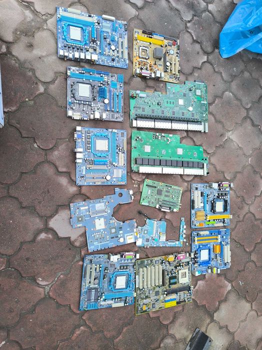 Płyty główne elektro złom