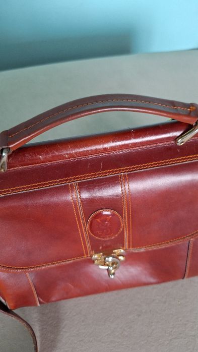 Skórzana torebka brązowa