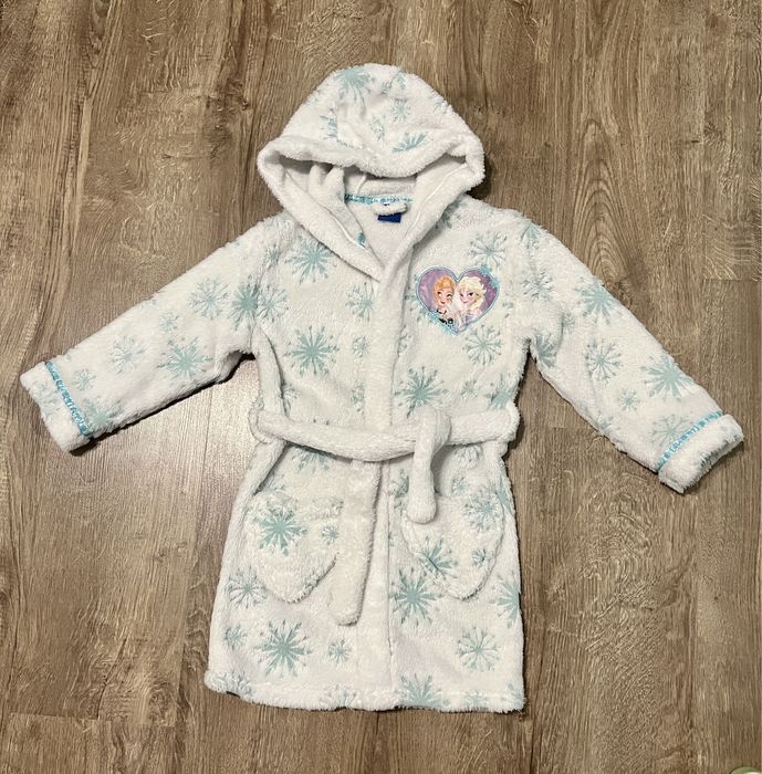 Халатик «Крижане серце» з Ельзою