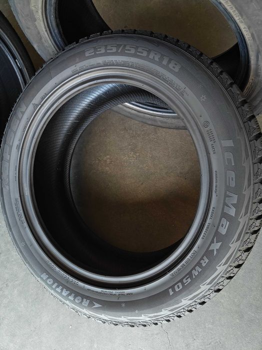 R18 235 55 шини зимові Kapsen Ice Max RW501 шини липучки