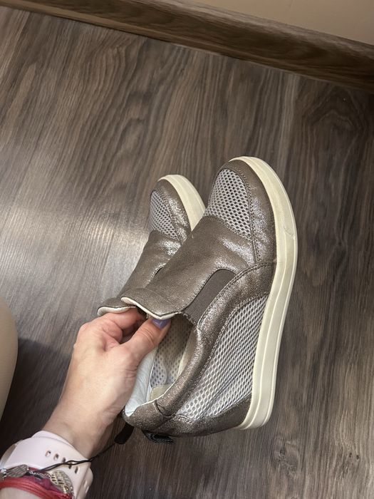 Adidasy szare damskie daszynski