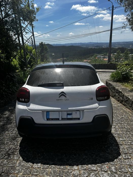 Citroën C3 1.2 PureTech Shine 110cv | Excelente Estado | 9.199€ negociável