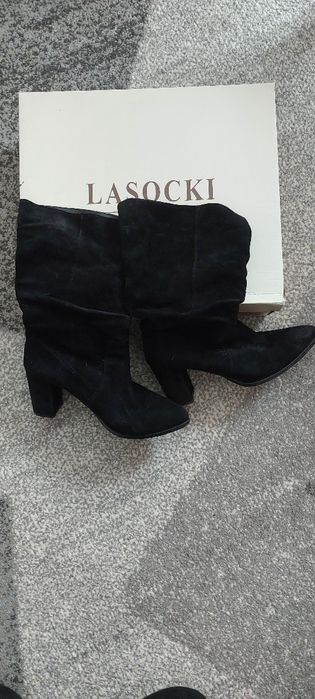 Czarne zamszowe botki Lasocki rozm 40