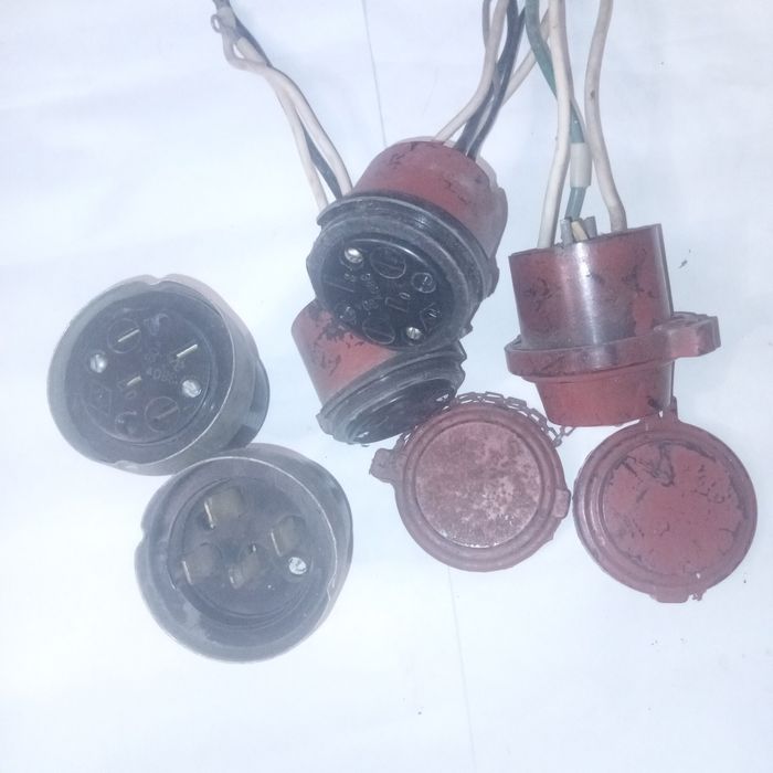 конденсатор,домкрат, насос,диод