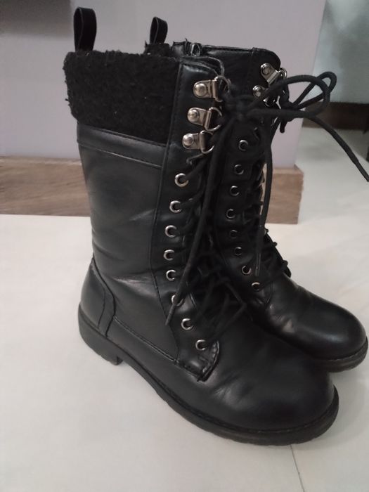 Buty zimowe dla dziewczynki rozm. 33