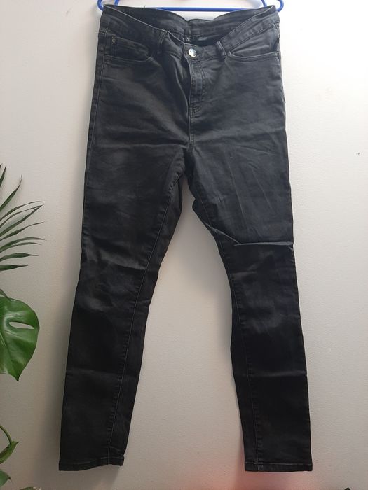 Spodnie jeans czarne