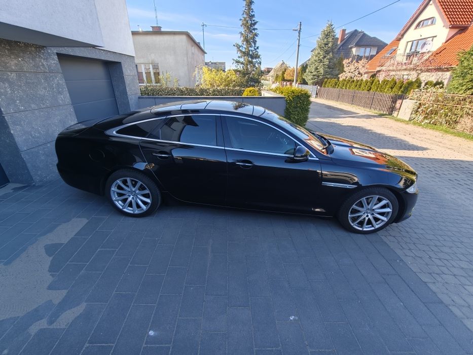Jaguar XJ X351 3.0D 275KM Portfolio 2011