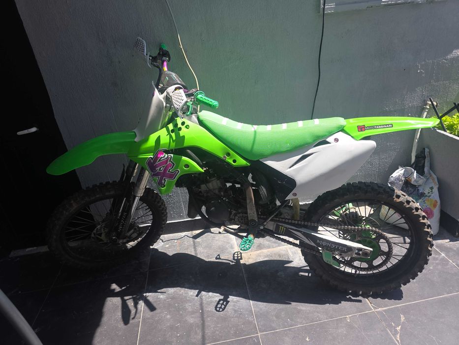 Vendo kx 125 ano 2000