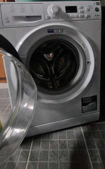 Máquina Lavar Roupa Ariston Hotpoint WMG722