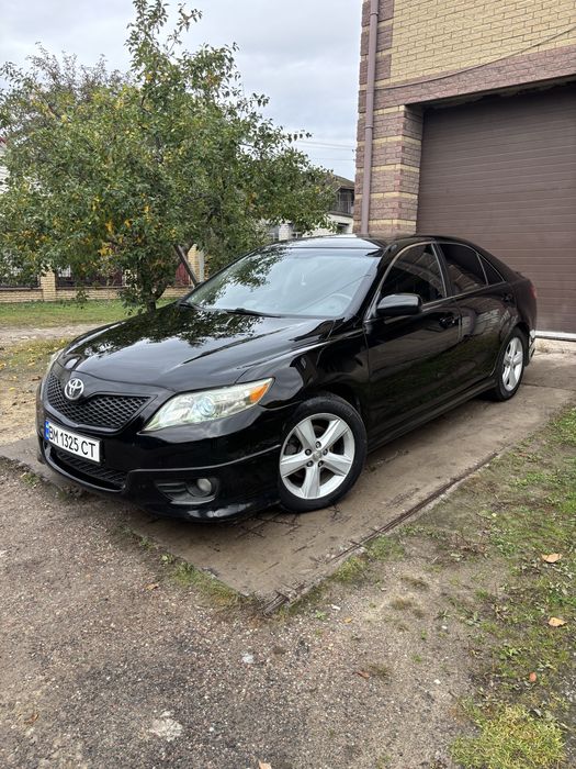 Toyota Camry 2.5 бензин