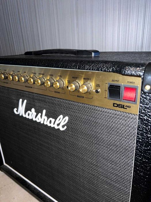 Amplificador Marshall DSL 40CR