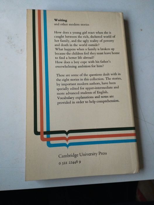 Livro "Waiting and other modern Stories"