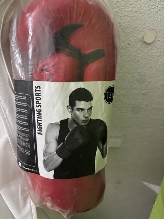 Luvas de boxe novas a estrear