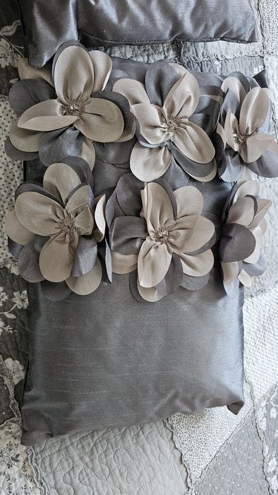 Home&You kwiaty bieżnik i poduszki piękny komplet