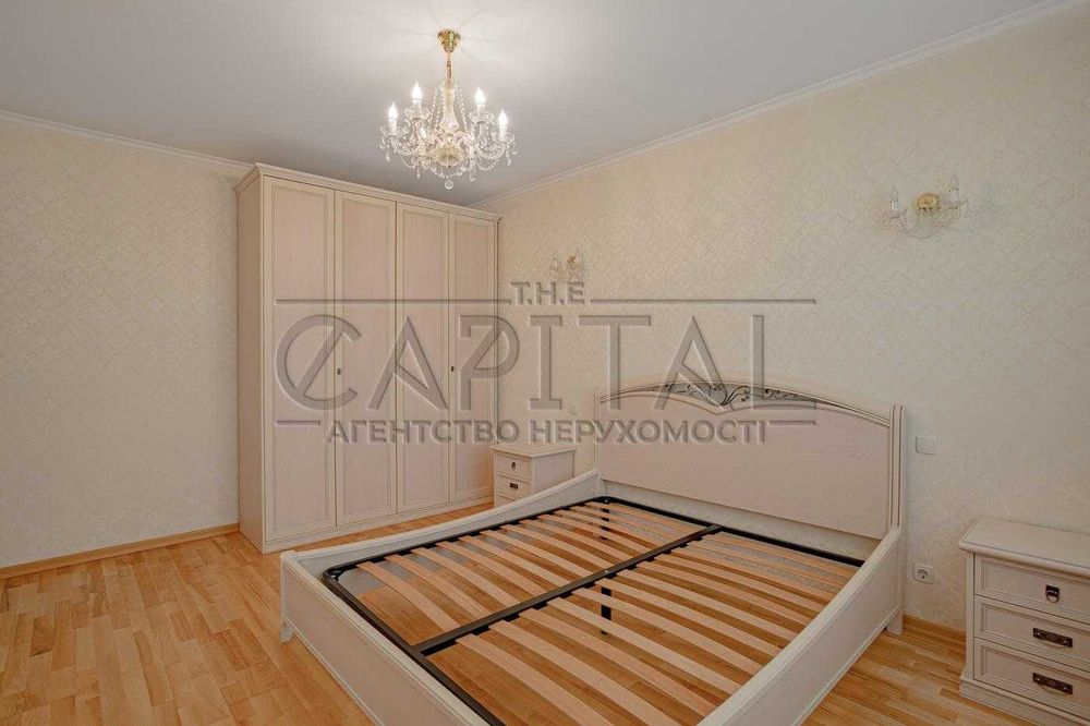 Apartment in Kyiv - View 2