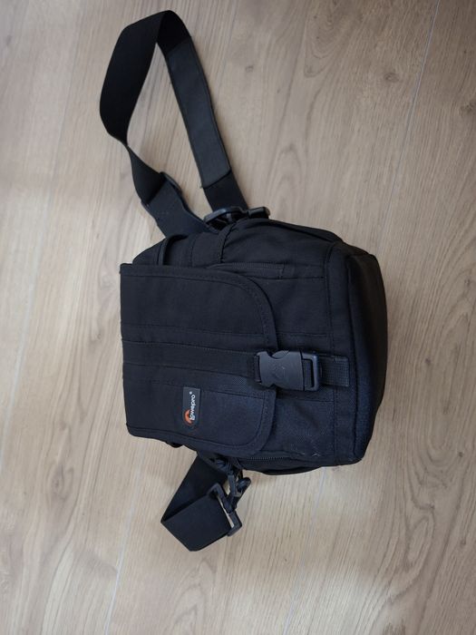 Bolsa Lowepro Adventura 140 para câmara fotográfica