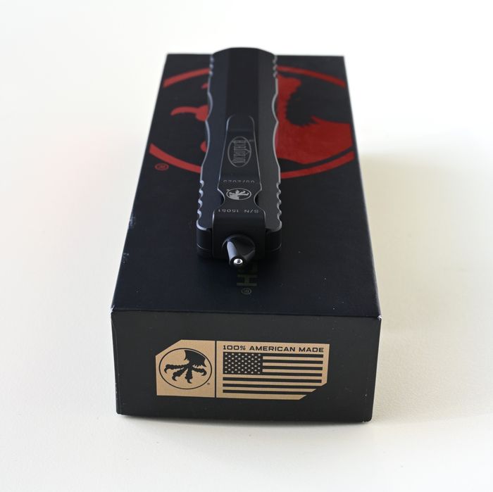ніж Microtech Dirac Delta