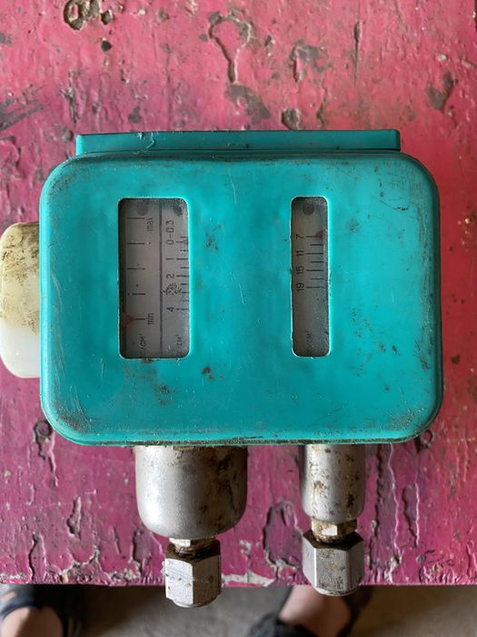 Продам датчик- реле давления Д220-11