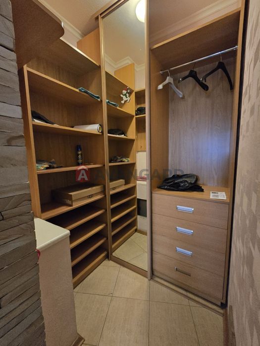 Станкостроителей пров Продаж квартира 3 кімнати