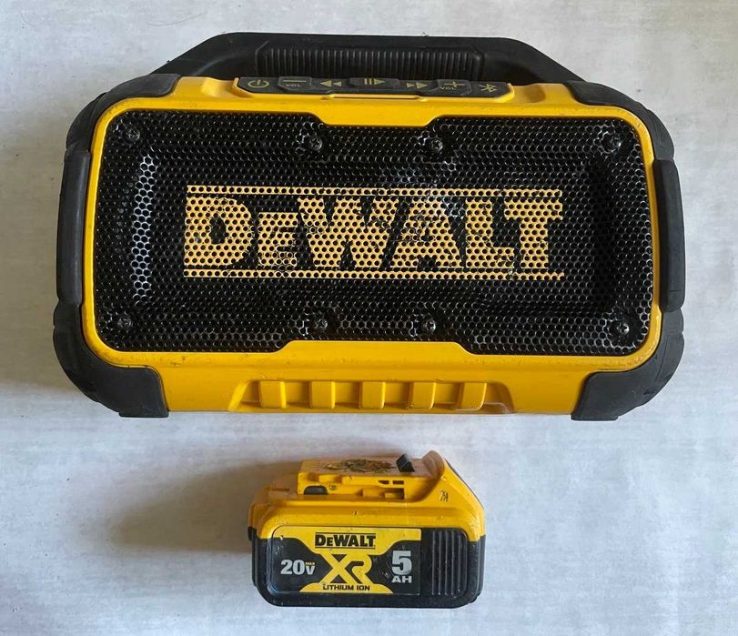 Портативна колонка DCR010 з АКБ