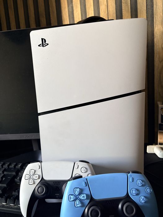 PS5 nowa bez uszkodzen