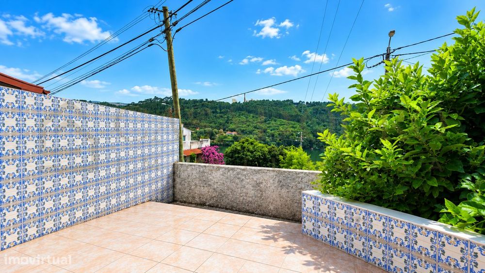 Moradia, Foz do Sousa e Covelo
