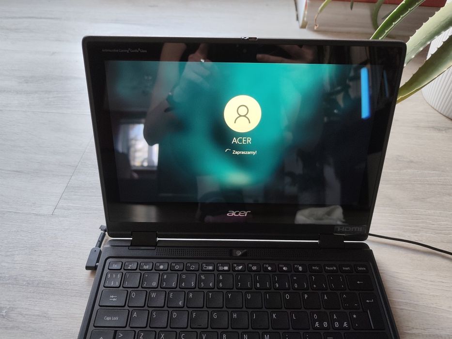 Netbook ACER  funkcja tabletu