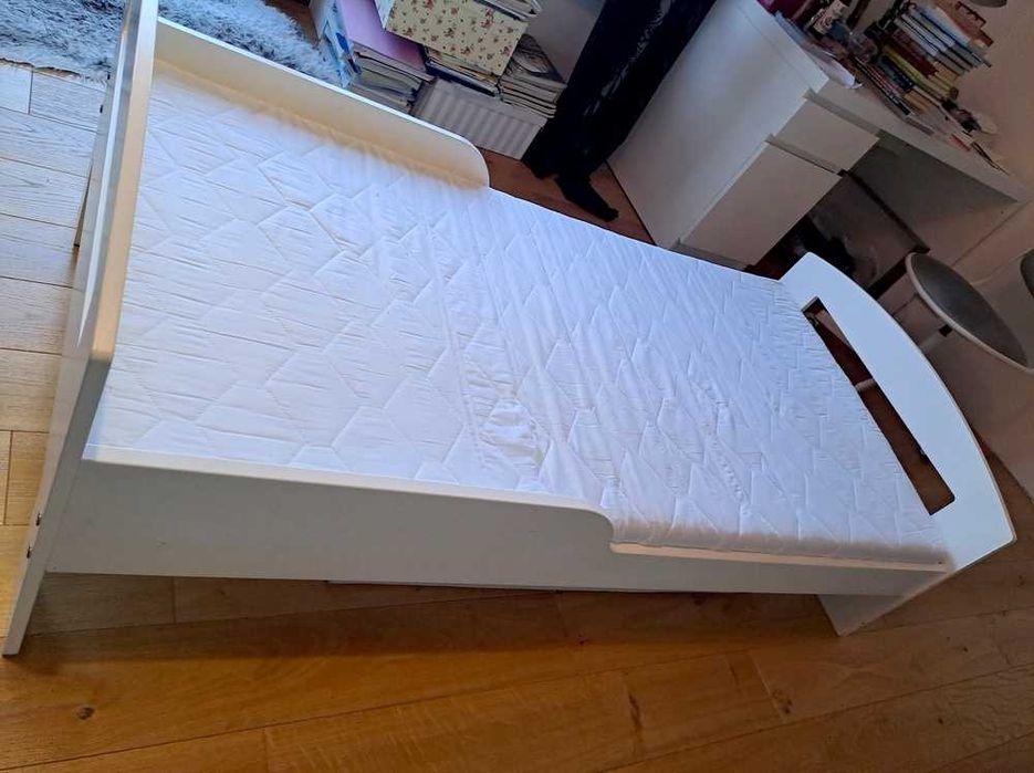 Łóżko dziecięce z materacem 160x80