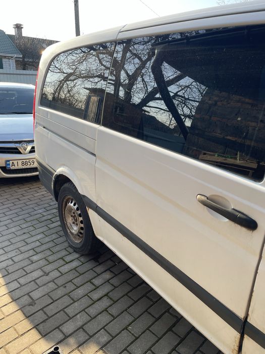 Продам автомобиль мерседес Vito 111