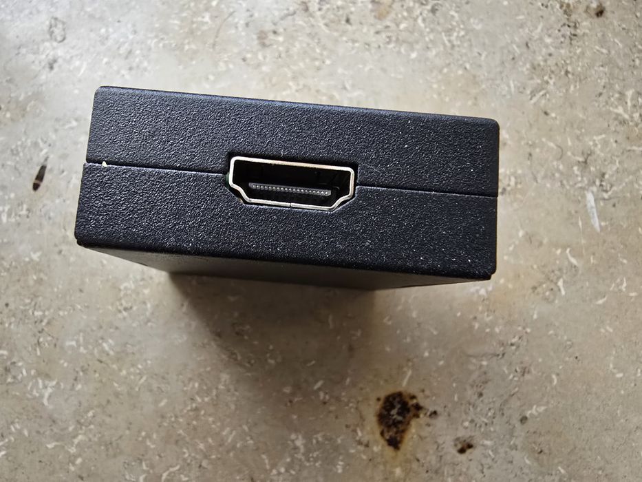 HDMI splitter 2-1
