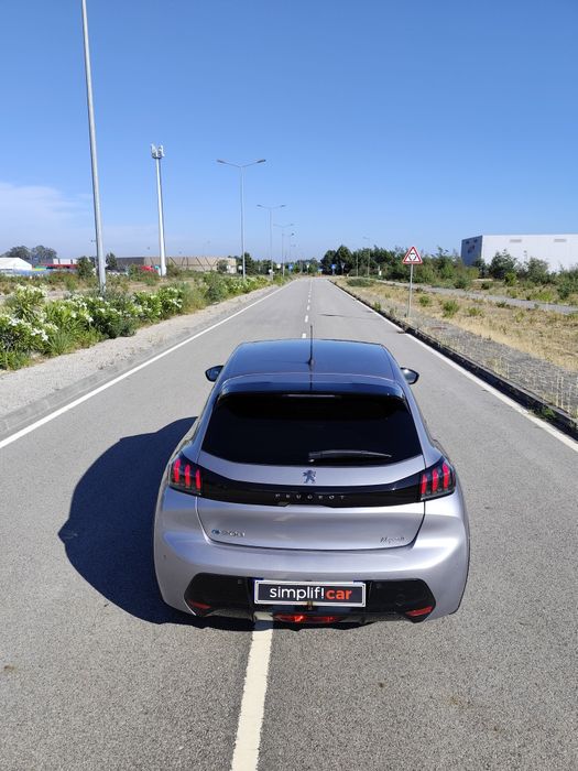 Peugeot e-208 Allure 50kwh
