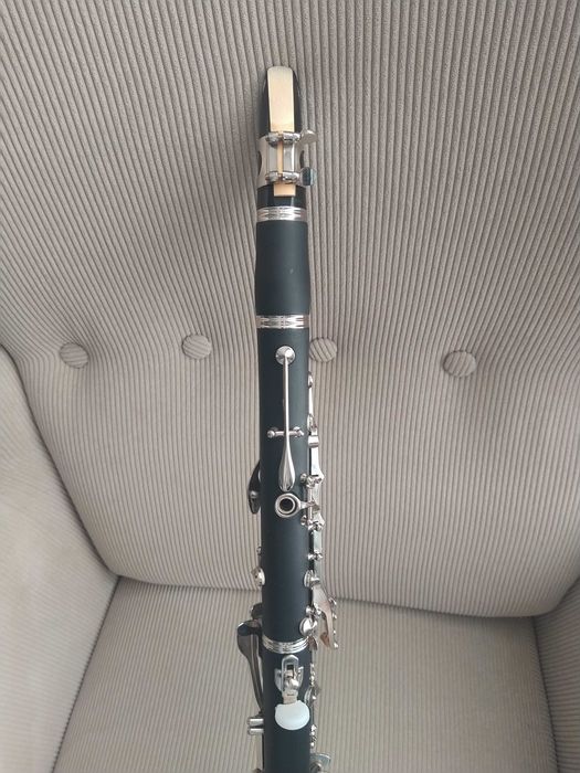 Clarinete novo Millbrook com pastilhas Yamaha