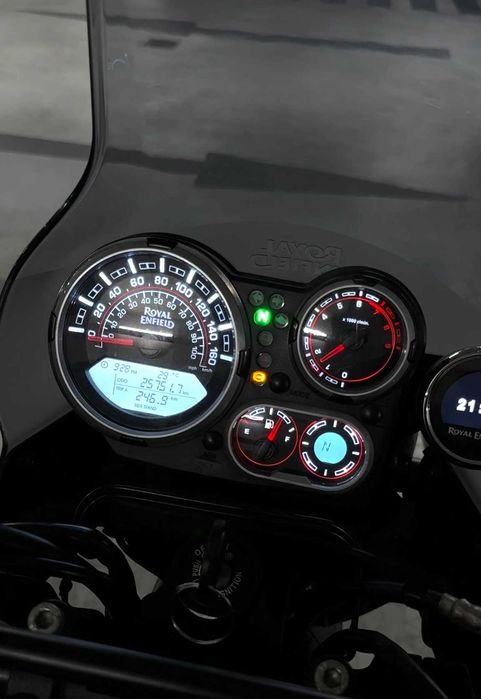 2022 Royal Enfield Himalayan 411